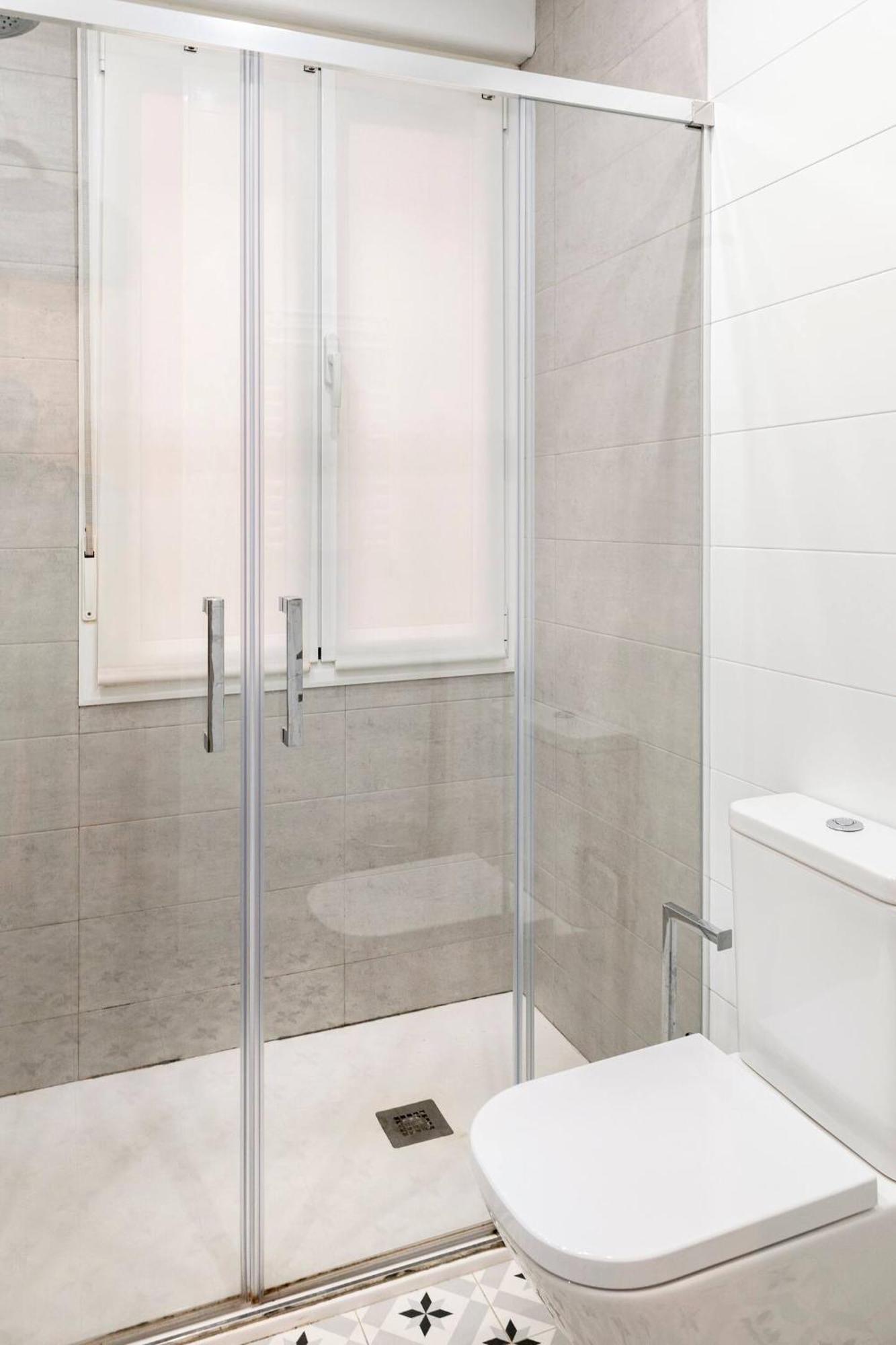 Apartamento Amplio, Luminoso Y Moderno Cerca Del Casco Viejo Bilbao Exterior foto